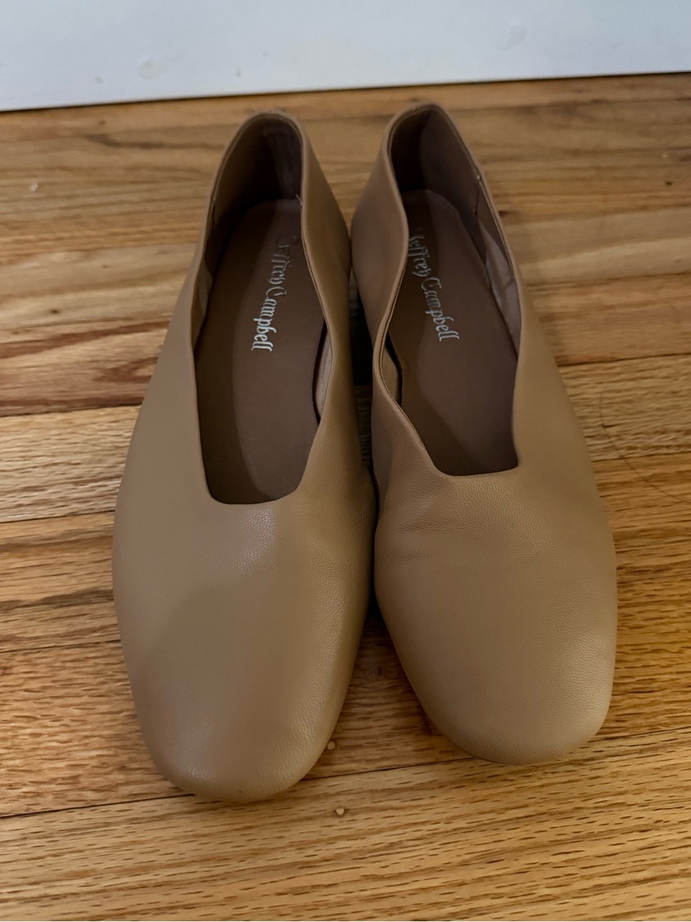 Jeffery Campbell Women's Tan Leather Slip-On Flats size 6.5
